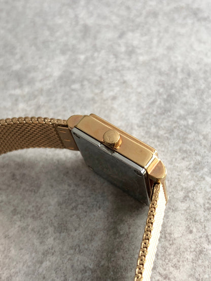 Salvatore Ferragamo Logo Quartz Watch Gold SFBY00219 Vintage bvgk3y