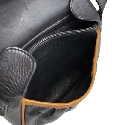 CELINE Blason 前扣肩背包 黑色復古 m2bms5