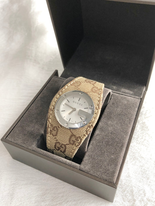 GUCCI GG Canvas Logo Quartz Watch Brown Vintage nehfxw