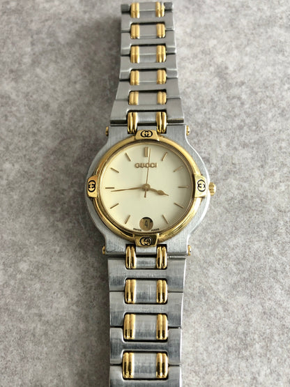 GUCCI Logo Watch Silver×Gold 9000M Vintage vzg4zk