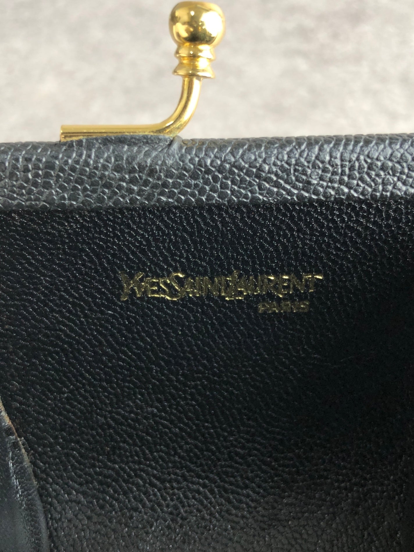 Yves Saint Laurent YSL Logo Metal Clasp Coin Purse Black Vintage r72wjp