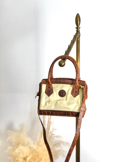 FENDI Logo Two-way Handbag Shoulder bag Beige Vintage apxrfn