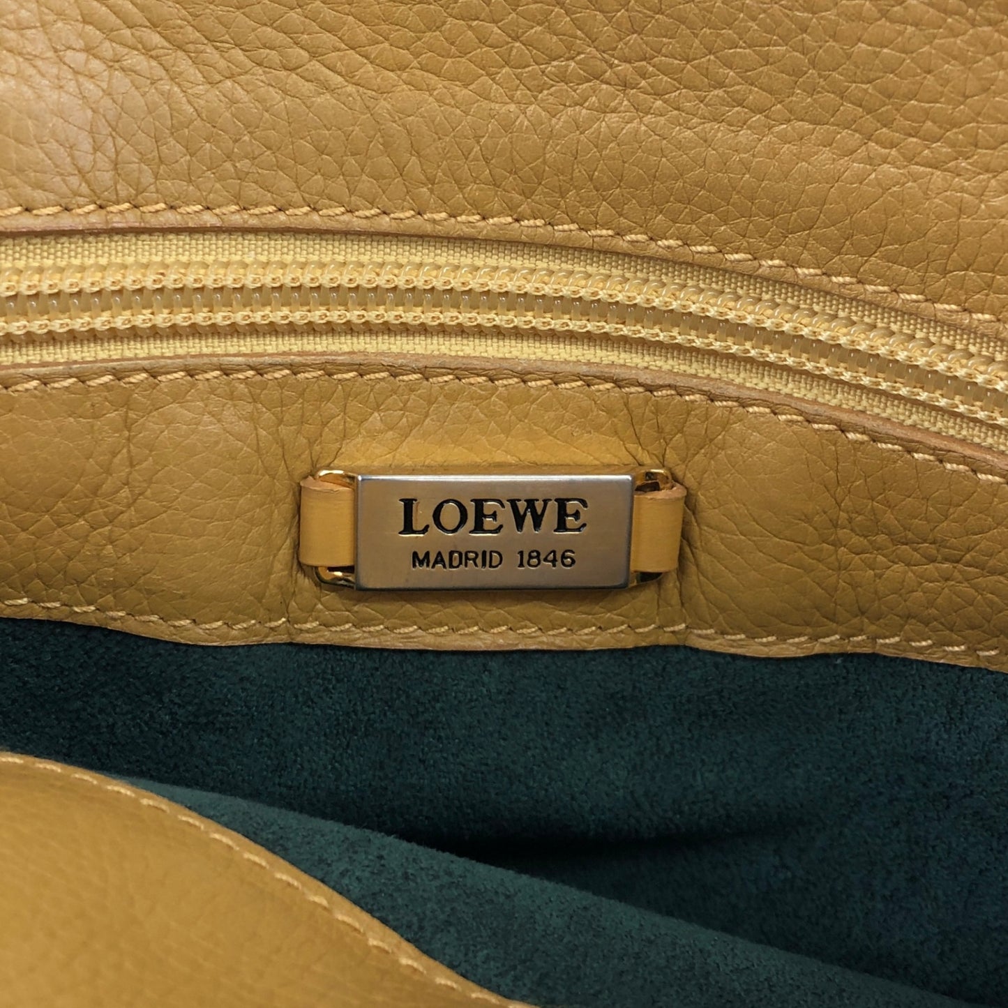LOEWE Logo Embossed Shoulder bag Yellow Vintage uwdr5a