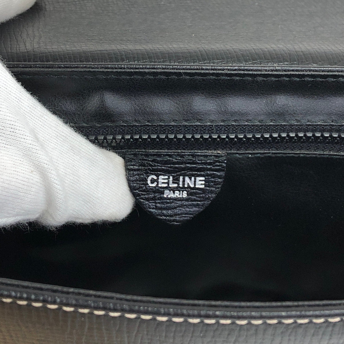CELINE Circle Logo Shoulder bag Black Vintage e3r52b