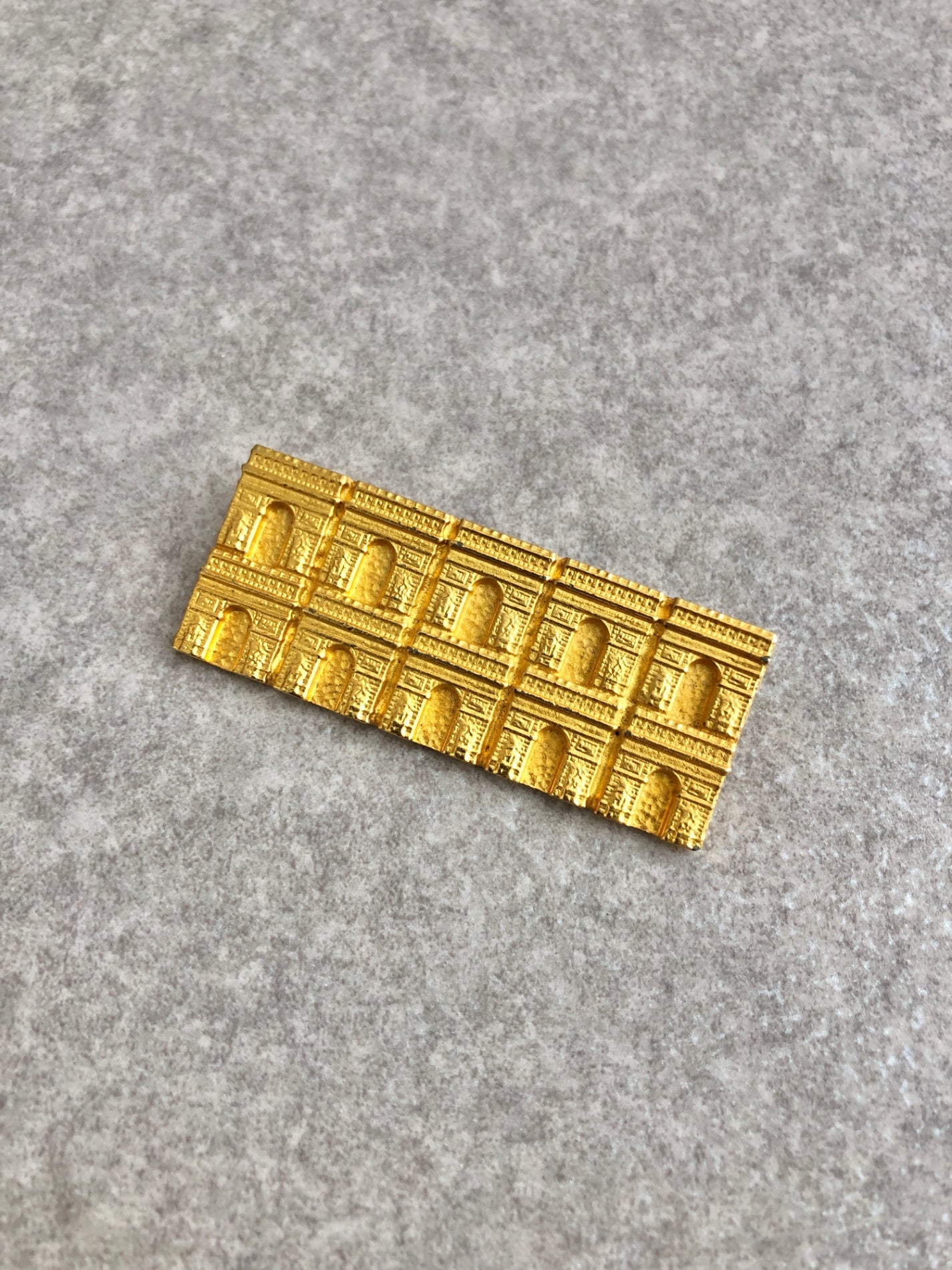 CELINE Arc de Triomphe Brooch Gold Vintage uegk83