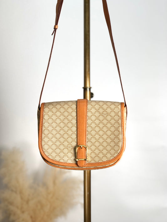 CELINE Macadam Front Buckle Shoulder bag Beige Vintage dw7z6k