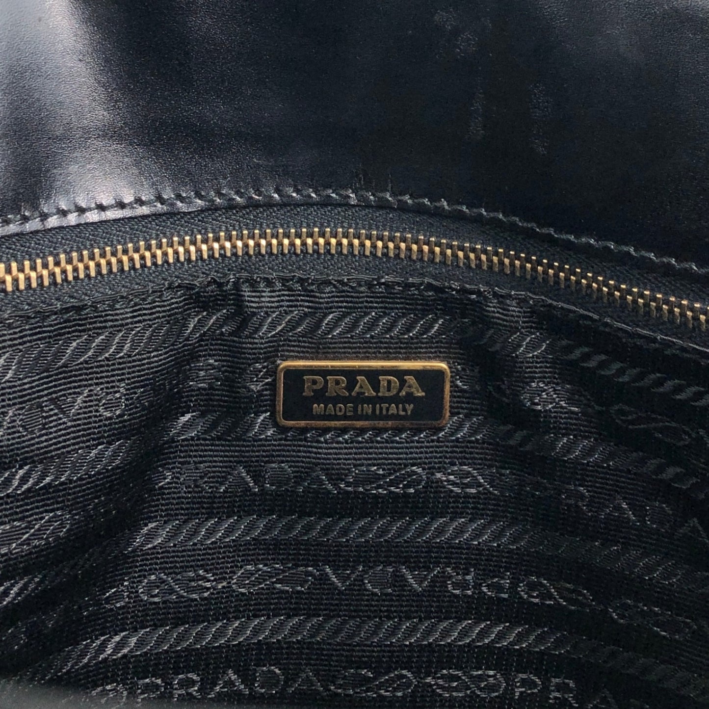 PRADA Tessuto Triangle Logo Totebag Black Vintage xs7v7s