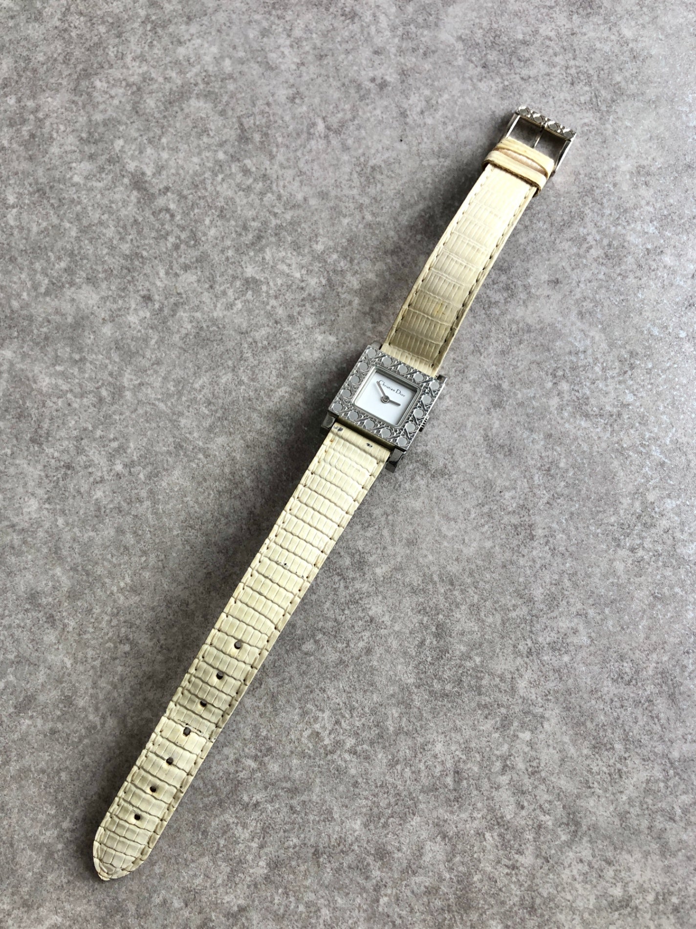 Christian Dior Cannage Quartz Watch Black×White Vintage jw4b2h