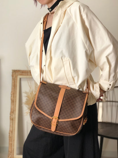 CELINE Macadam Shoulder bag Brown Vintage smihn4