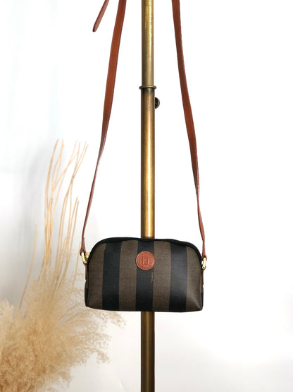 FENDI Pecan Shoulder bag Brown Vintage zkc5v7