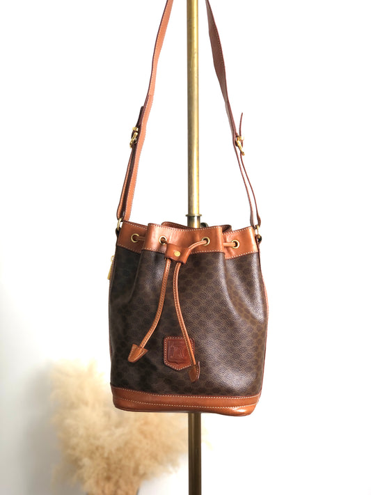 CELINE Macadam Blason Drawstring Shoulder bag Brown Vintage 75h5fk