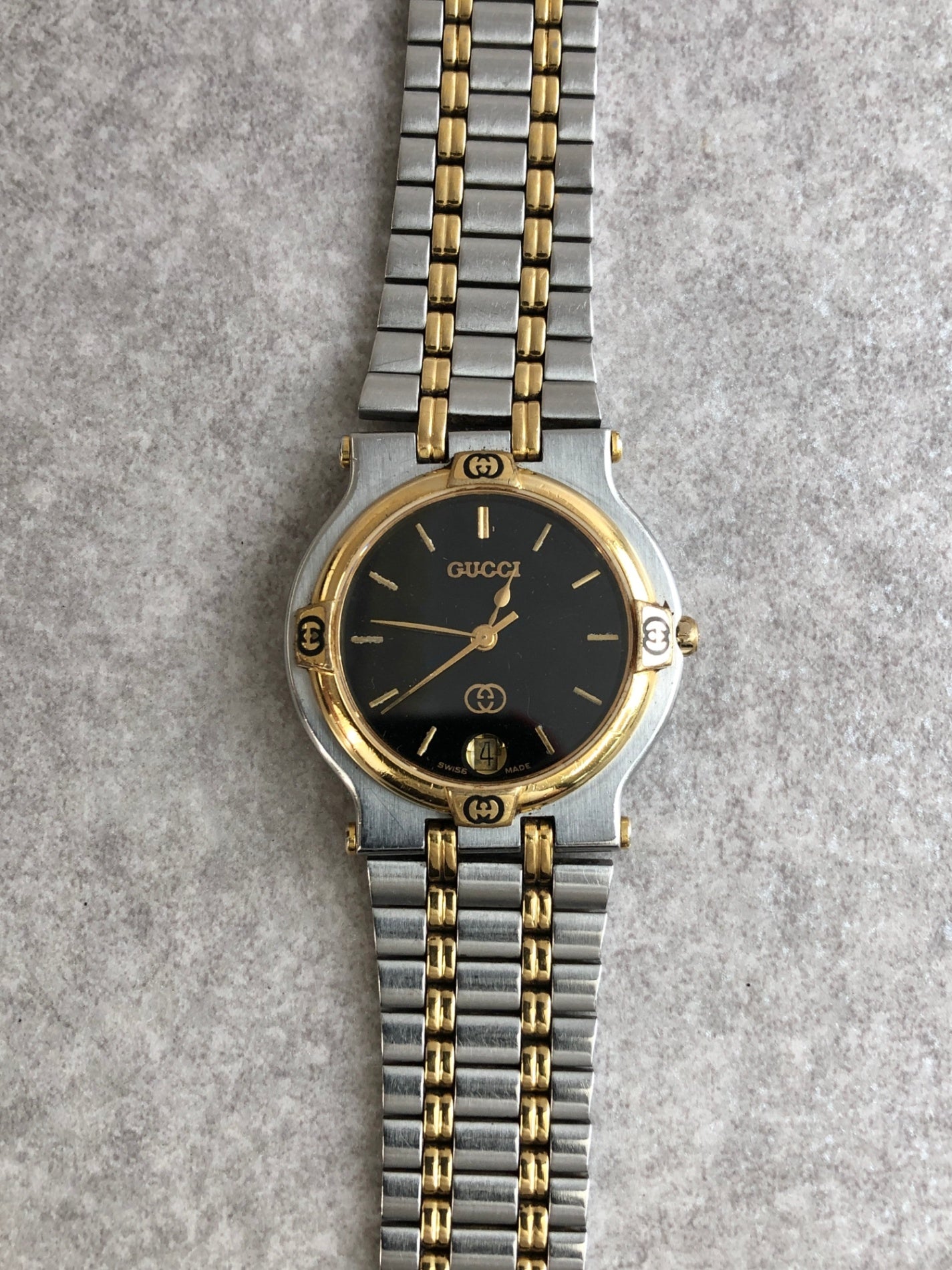 GUCCI Quartz Watch Gold×Silver 9000M Vintage 2yp2mf