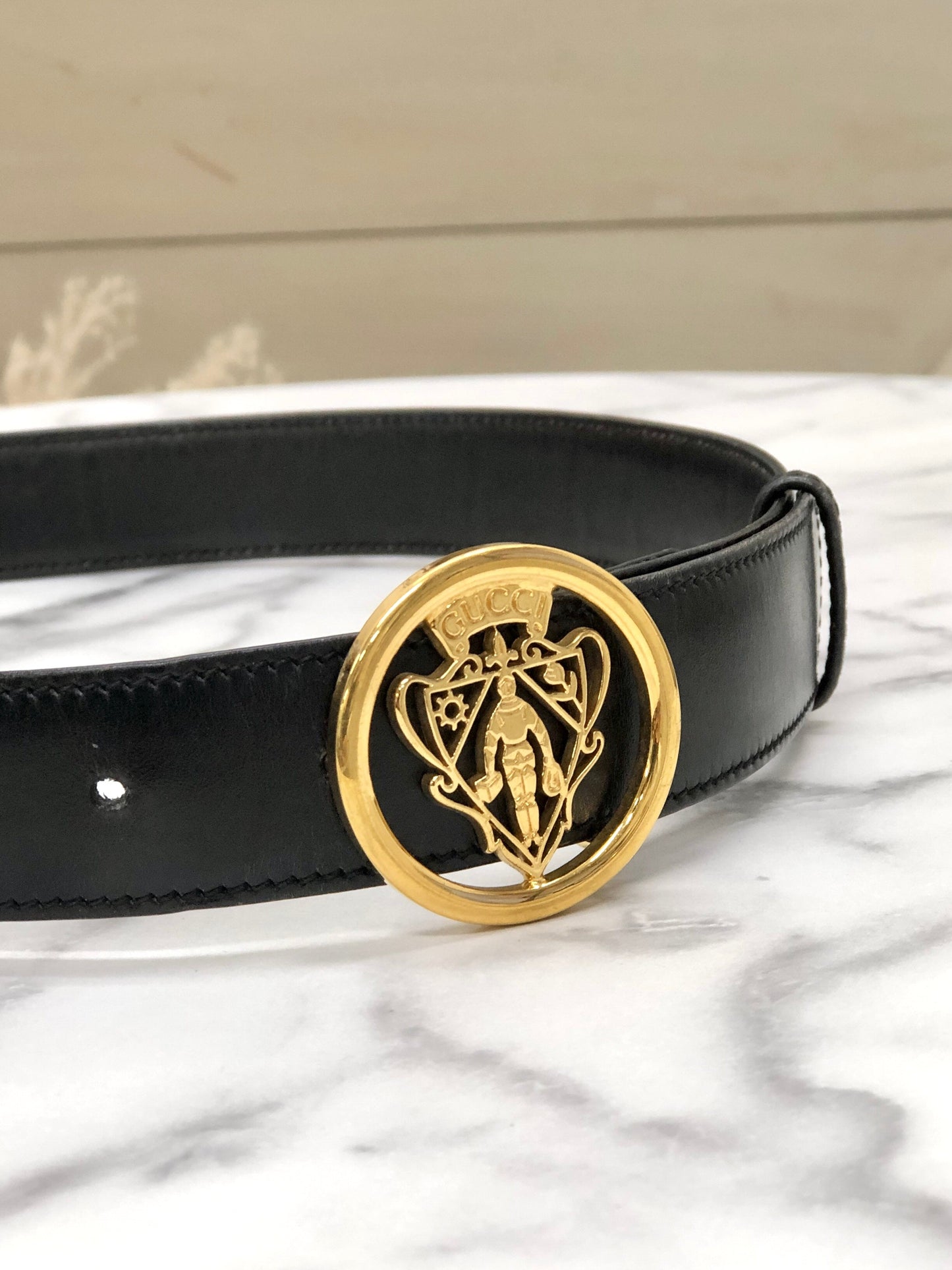 GUCCI Crest Leather Belt Black Vintage 68evbe