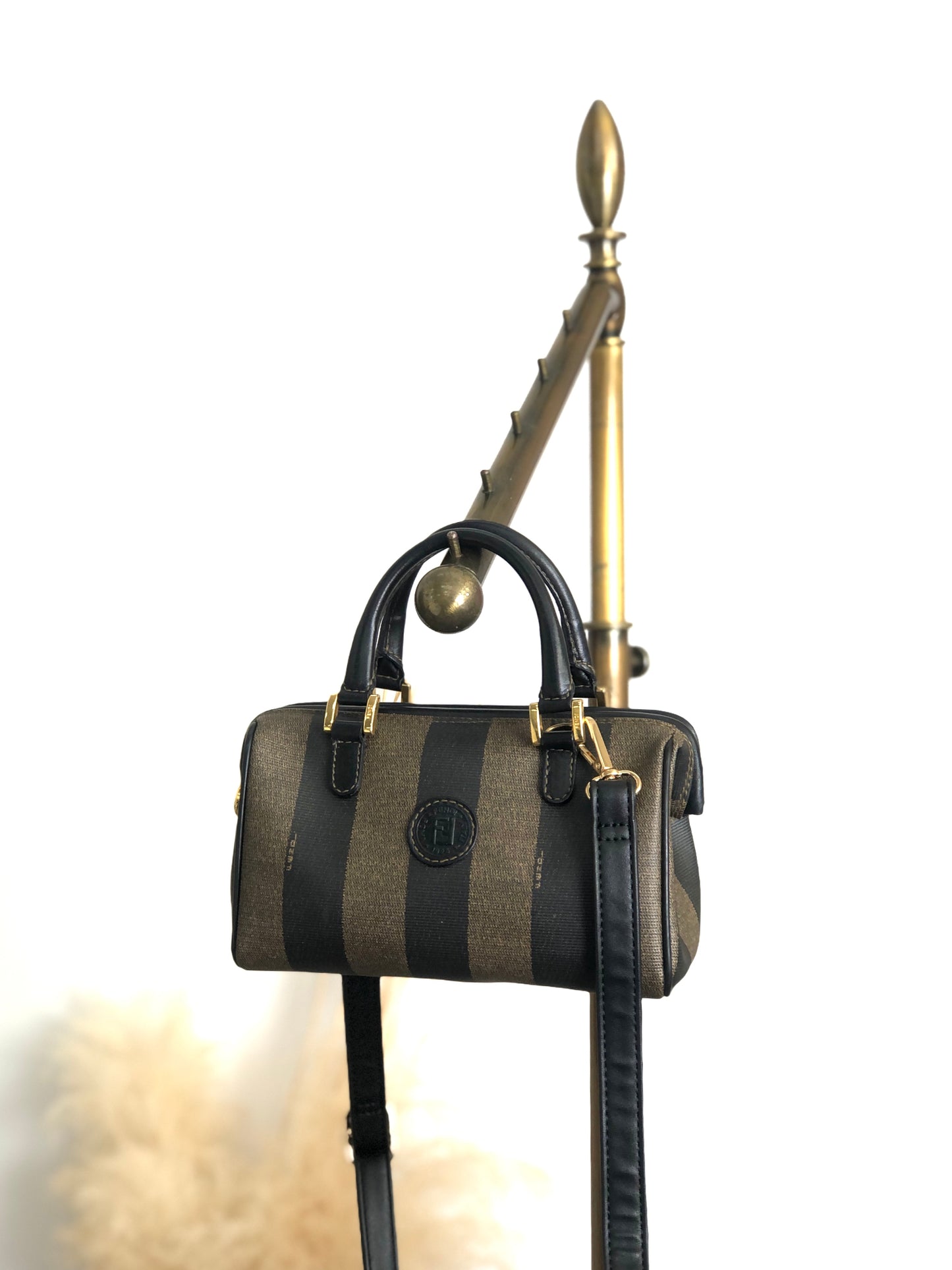 FENDI Pecan Logo Two-way Small Boston bag Shoulder bag  Black Vintage 6ymrwc