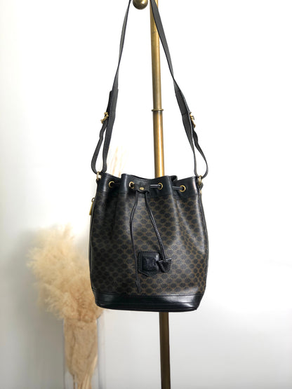 CELINE Macadam Blason Drawstring Shoulder bag Black Vintage mujneu