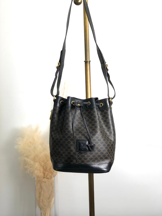 CELINE Macadam Blason Drawstring Shoulder bag Black Vintage mujneu