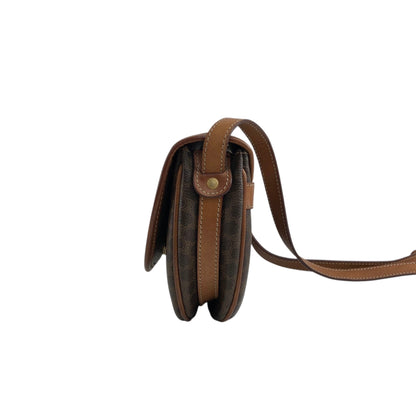 CELINE Macadam Blason Round Shoulder bag Brown Vintage afajii