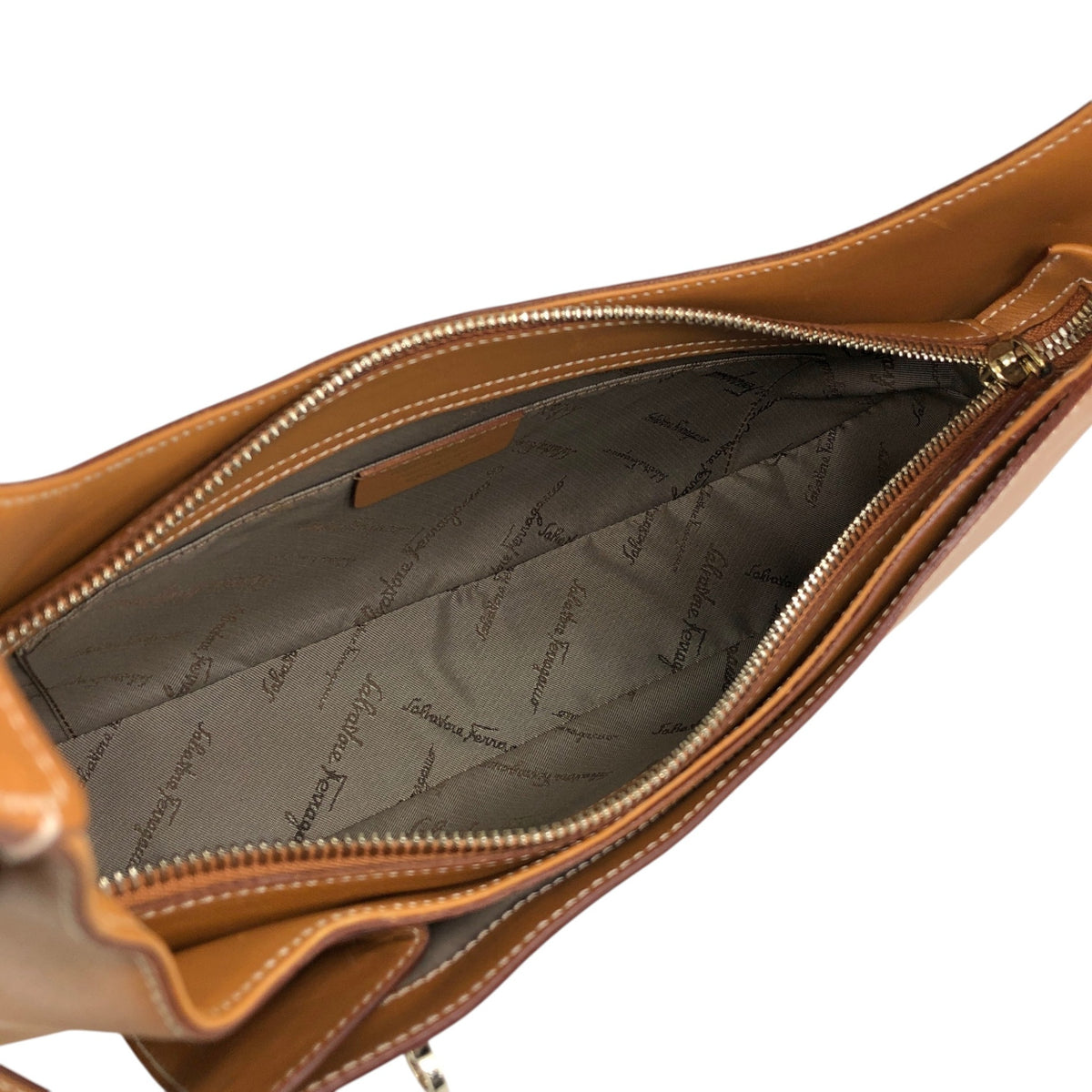 Salvatore Ferragamo Gancini Shoulder bag Brown Vintage 6kjzn6