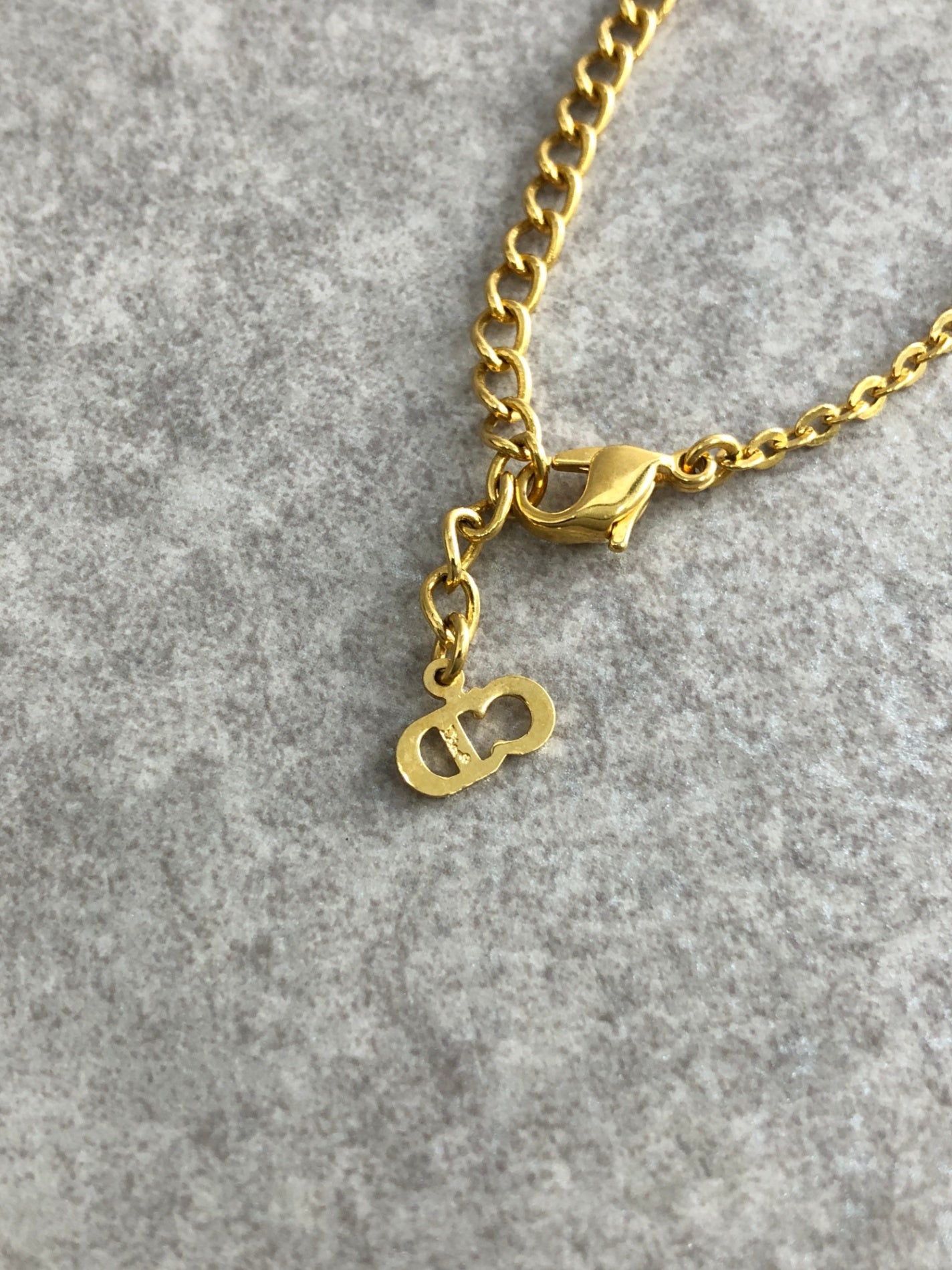 Christian Dior CD 標誌手鐲金色復古 87br52