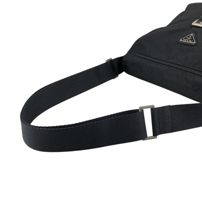 PRADA Tessuto Triangle Logo Front Buckle Shoulder bag Black Vintage dh6ap8