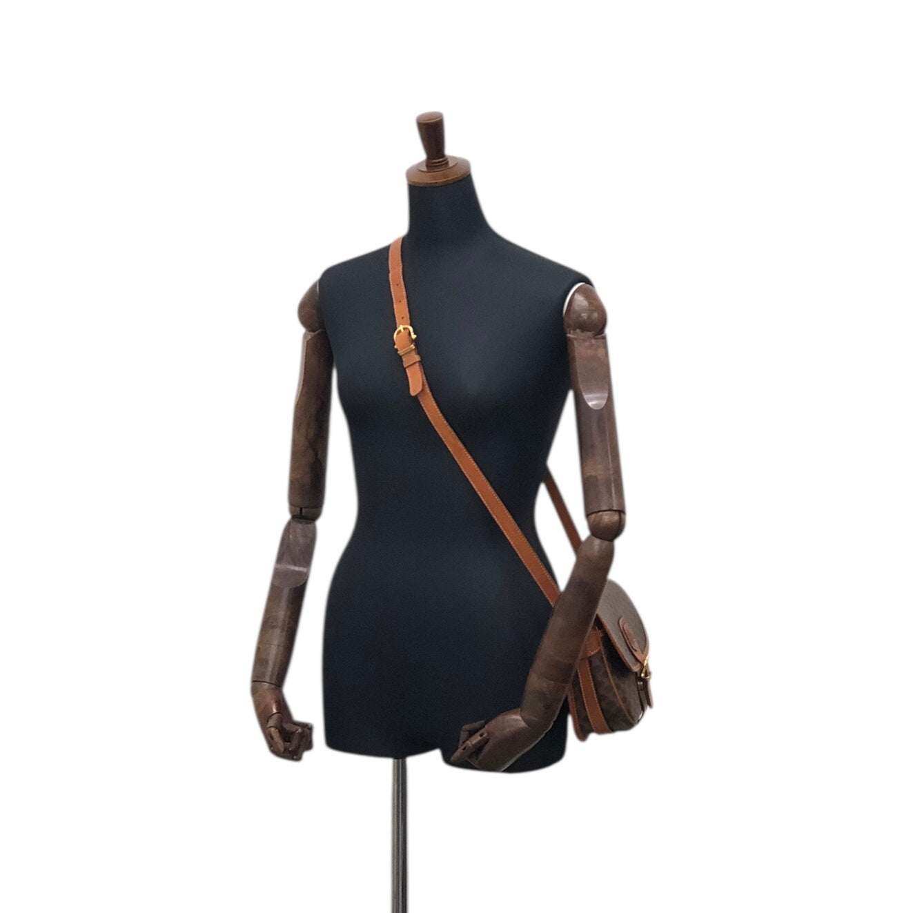 CELINE Macadam Blason Front Buckle Shoulder bag Brown Vintage bk3xcz