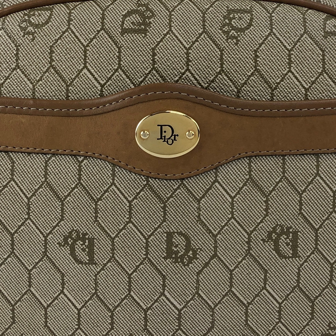 Christian Dior Honeycomb Pattern Logo Shoulder bag Beige Vintage a6fh6v