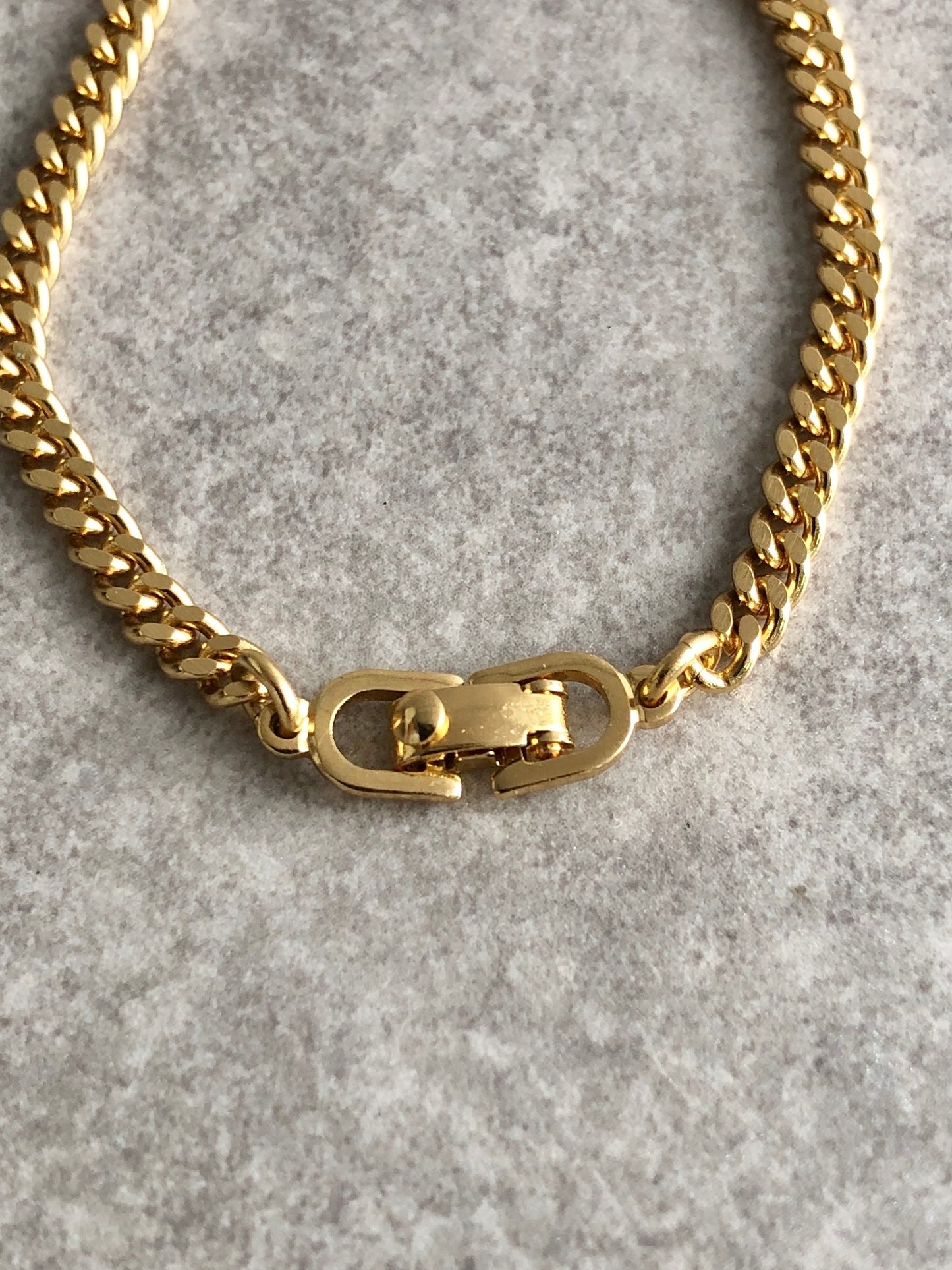 Christian Dior CD Logo Rhinestone Bracelet Gold Vintage wxhykw