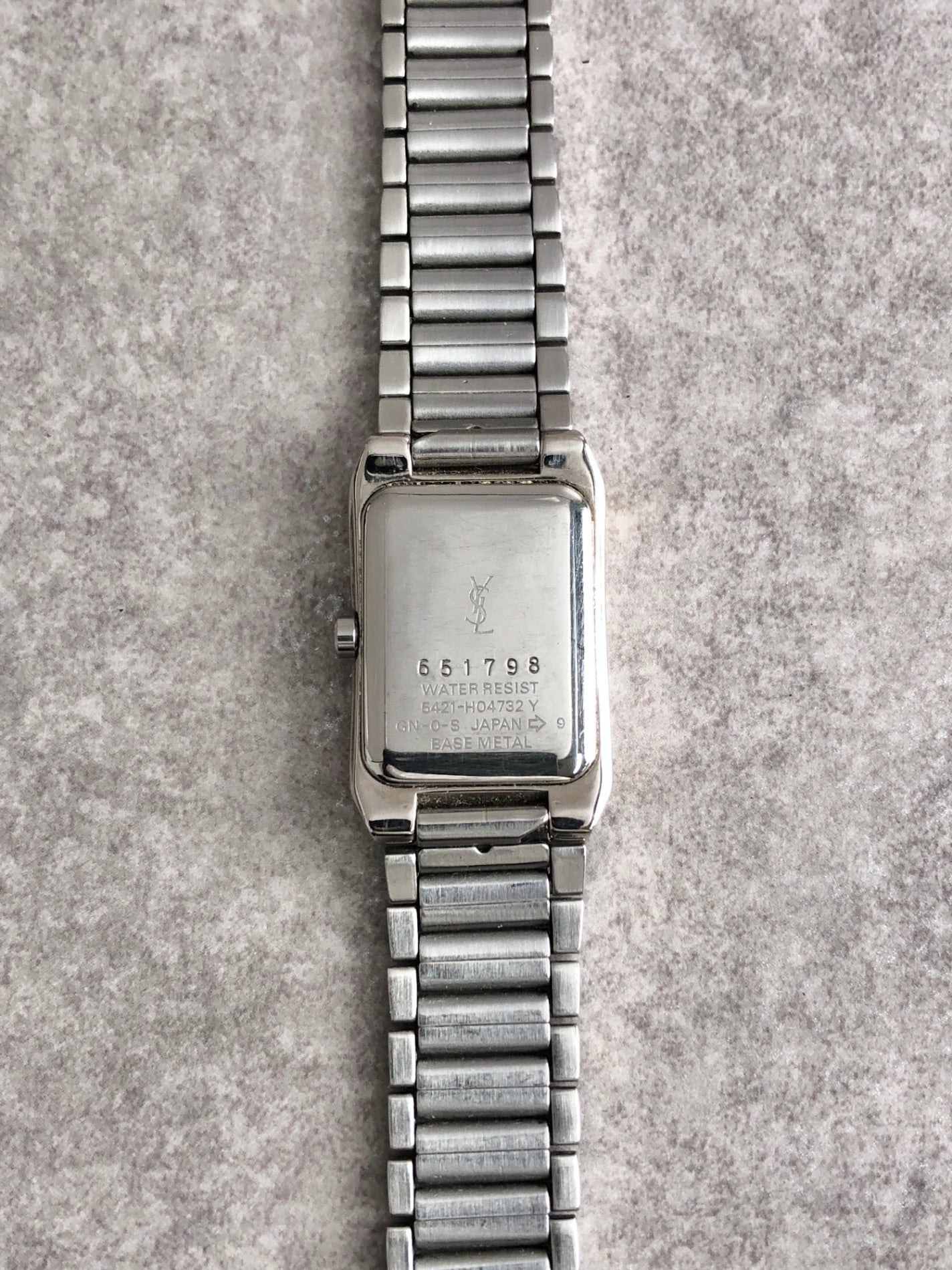 Yves Saint Laurent YSL Logo Quartz Watch Silver×Gold 5421-Ｈ0473 Vintage kdkjck