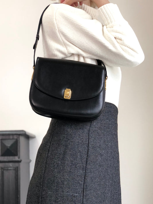 CELINE Blason Front Buckle Shoulder bag Black Vintage ery5dr