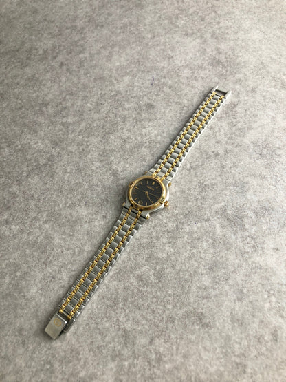 GUCCI Logo Quartz Watch Silver×Gold 9000L Vintage nv7cwc