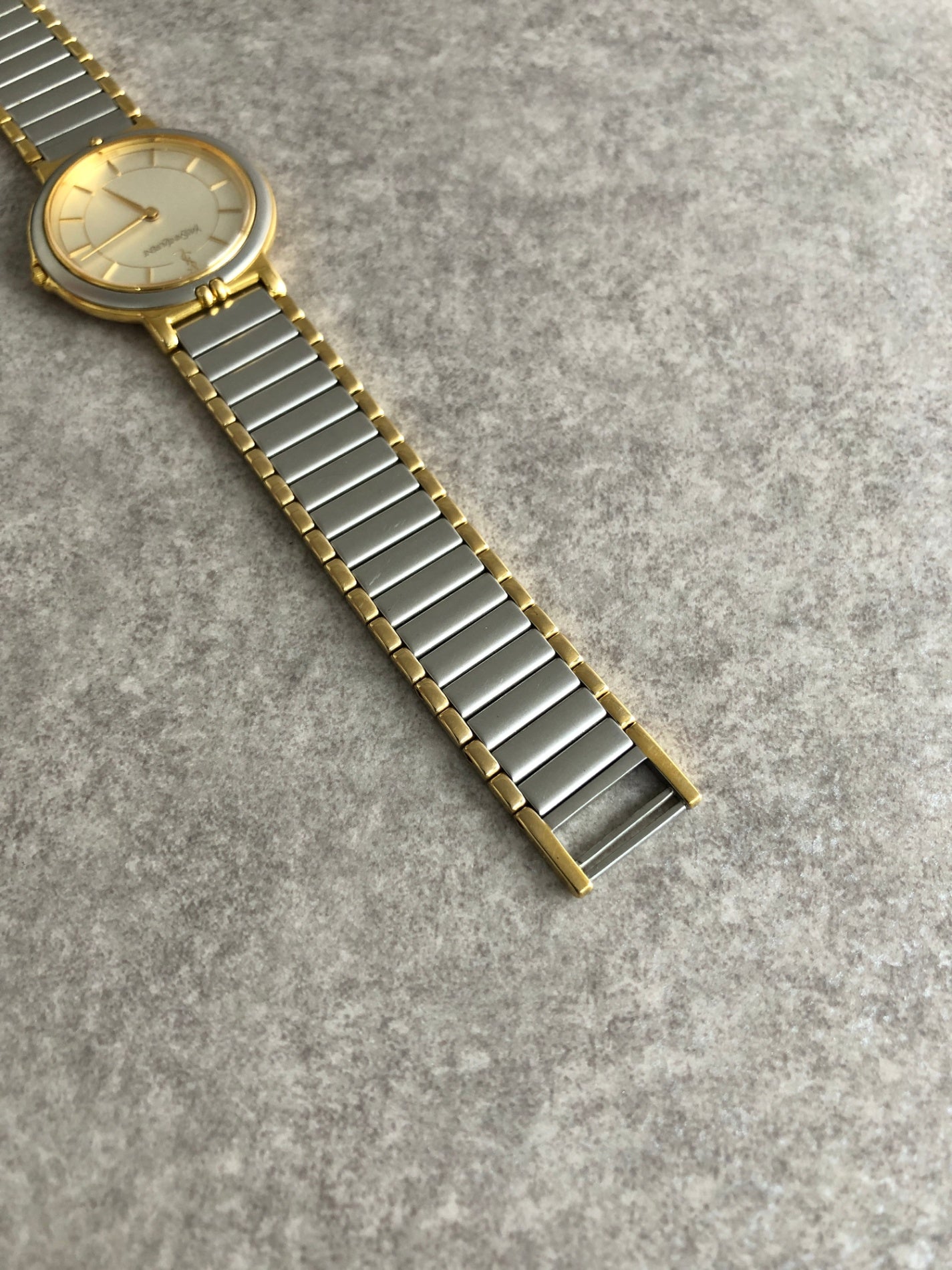 Yves Saint Laurent YSL Logo Quartz Watch Silver×Gold 2823-268440 Vintage 43tt8e