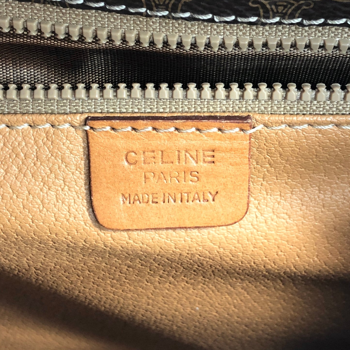 CELINE Macadam Blason Front Buckle Shoulder bag Brown Vintage z5ucpb