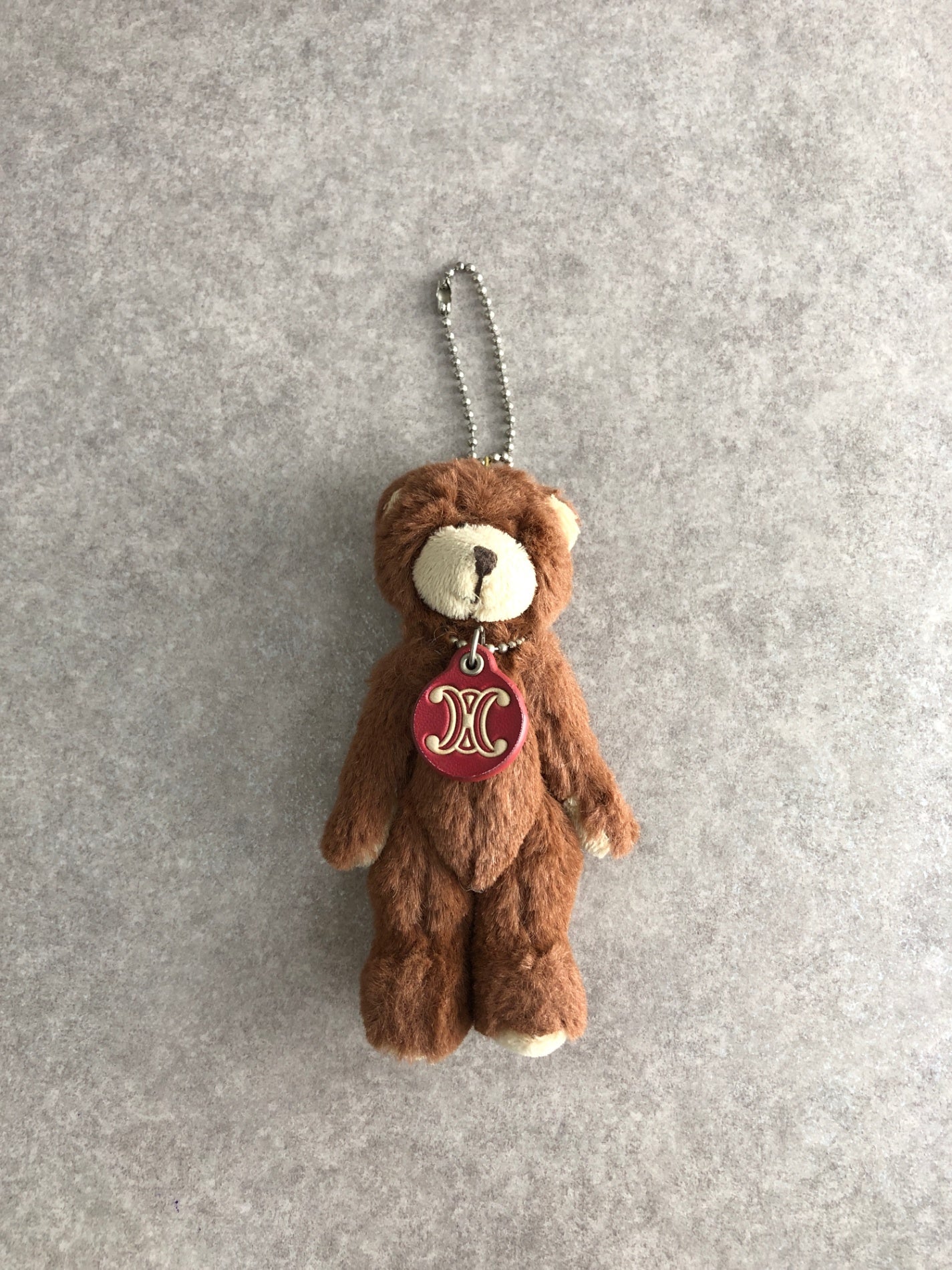 CELINE Triomphe Bear Motif Charm Brown Vintage x2kpmm