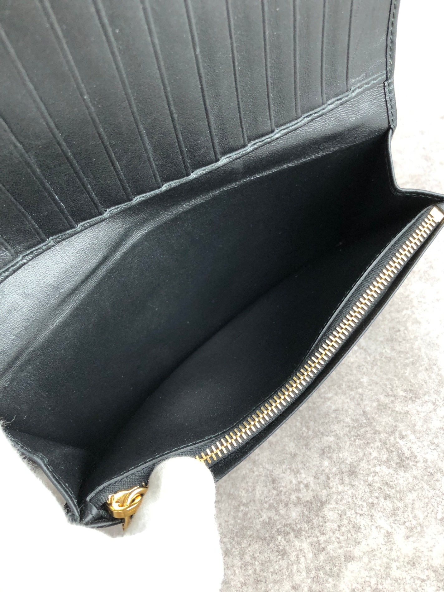 PRADA Logo Long Wallet Black Vintage yvkvsz