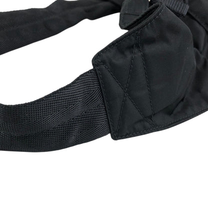 PRADA Tessuto Triangle Logo Sling bag Black Vintage zrmm8e