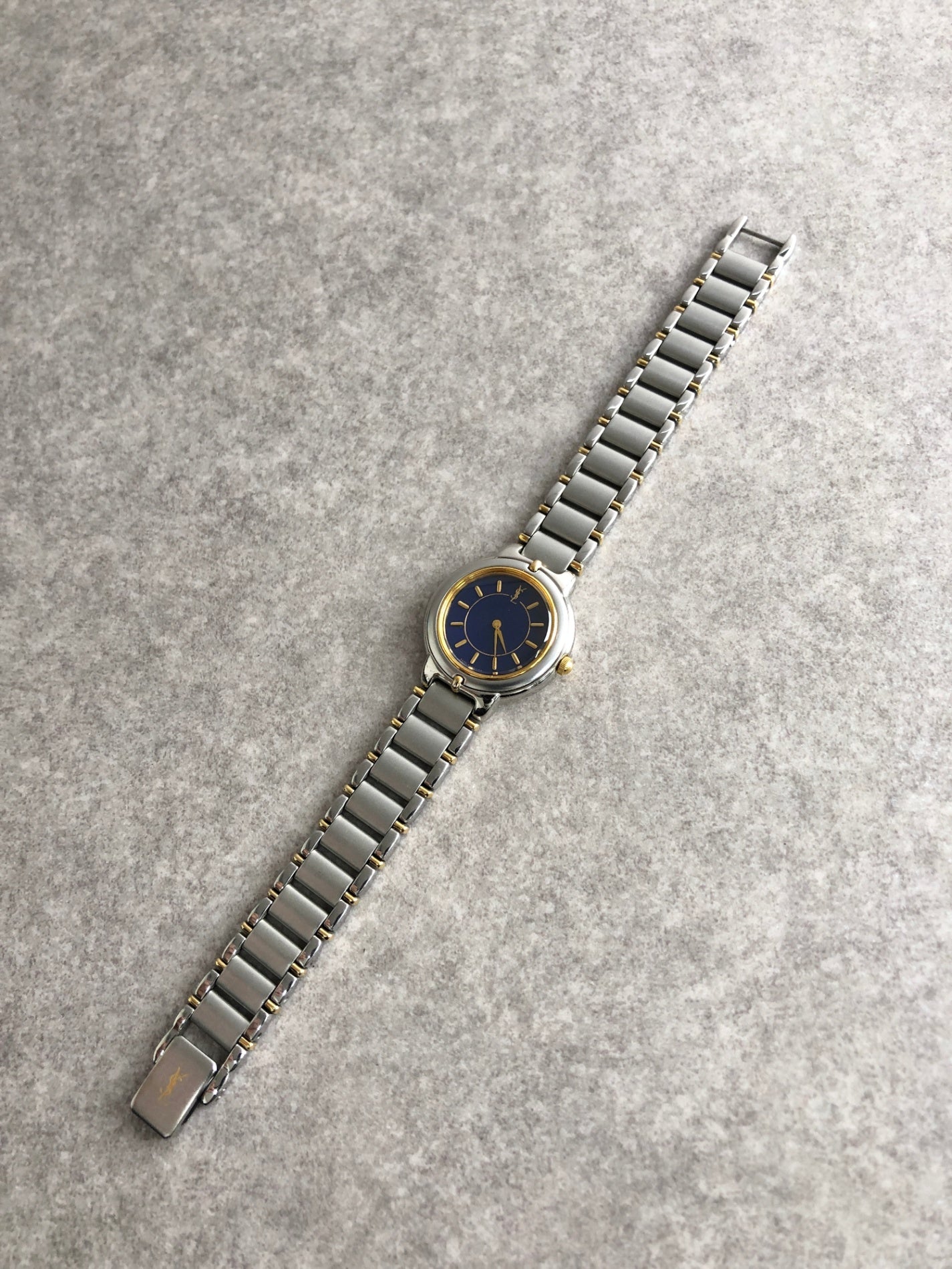 Yves Saint Laurent YSL Logo Quartz Watch Silver 5420-F45413 Vintage 8eadpy