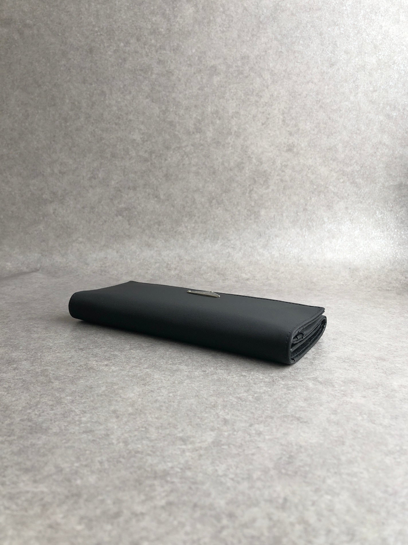 PRADA Tessuto Triangle Logo Long Wallet Black Vintage kjema3