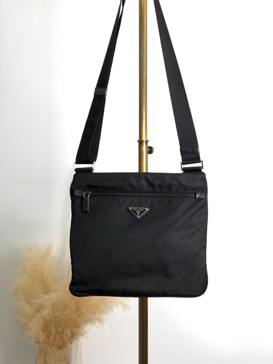 PRADA Tessuto Triangle Logo Shoulder bag Black Vintage jvmtz8