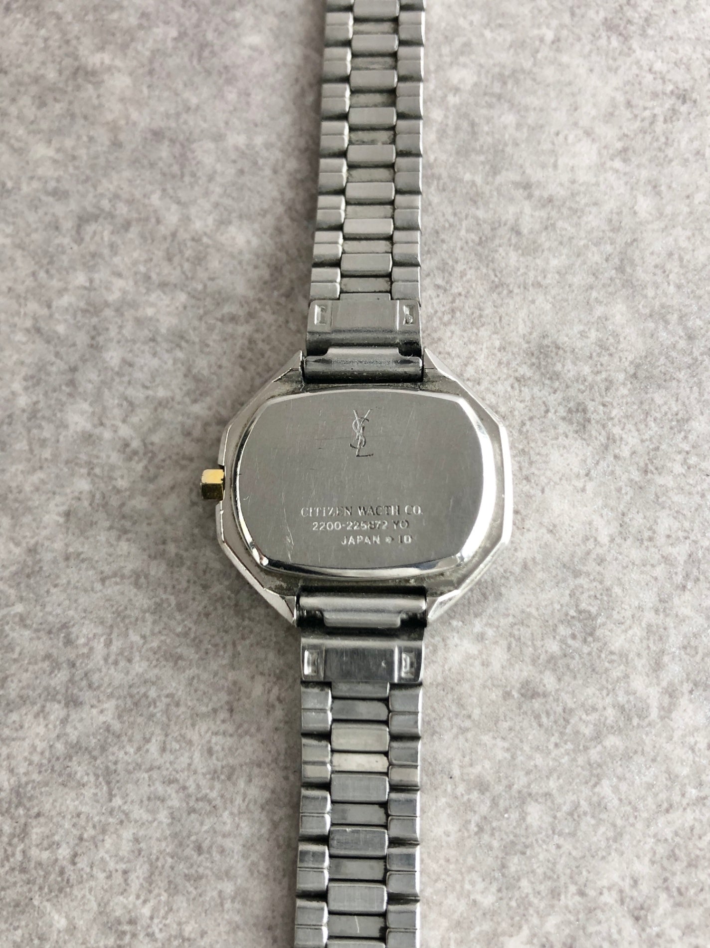 Yves Saint Laurent YSL Logo Watch Silver Vintage ha4wmc
