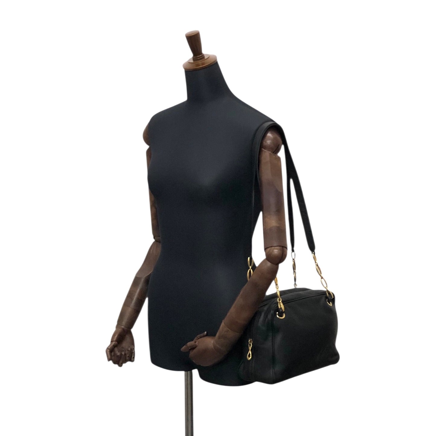 LOEWE Anagram Chain Shoulder bag Black Vintage 7ygaha