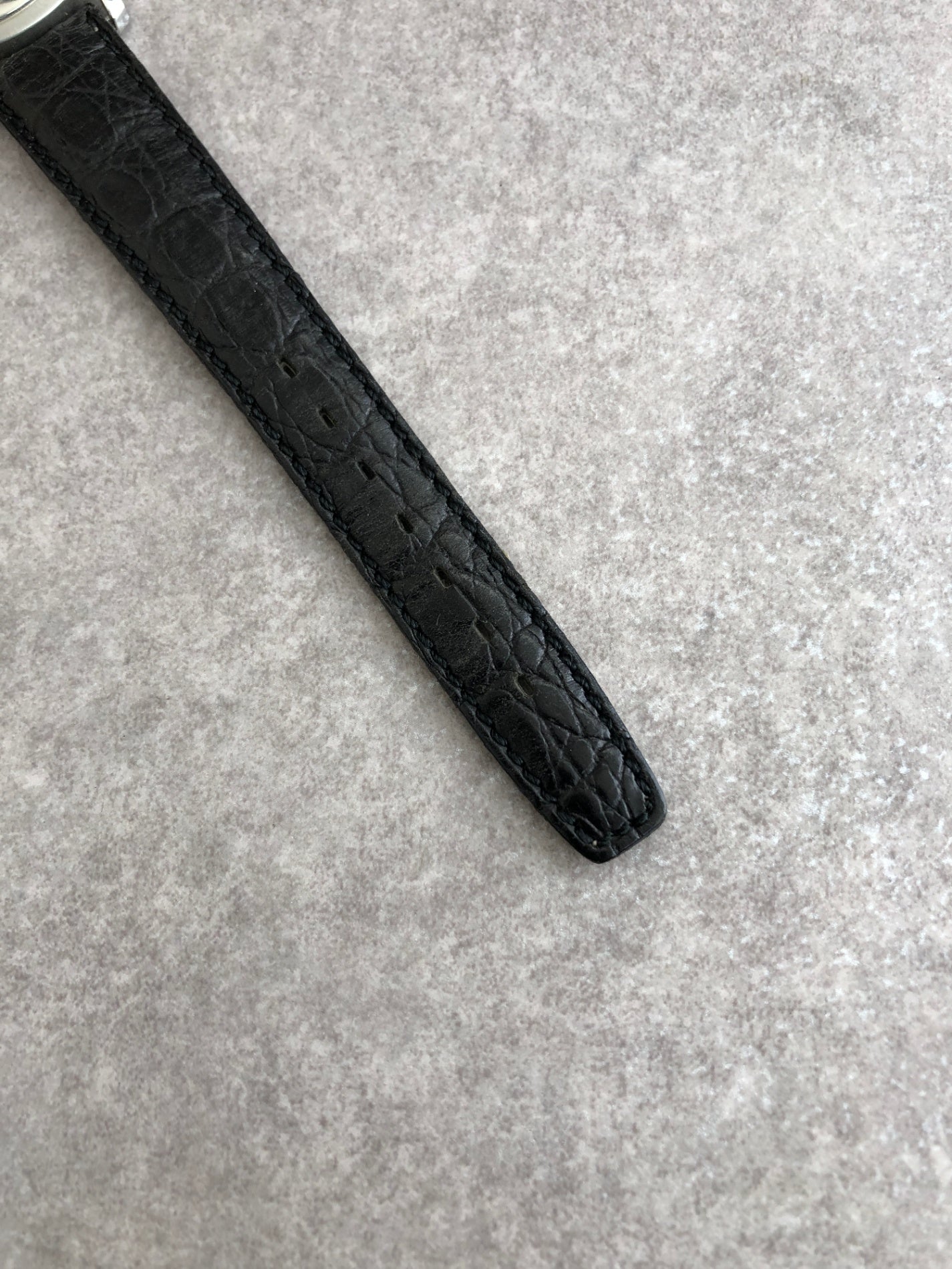 GUCCI Logo Watch Silver×Black 5500Ｍ Vintage 24mgta