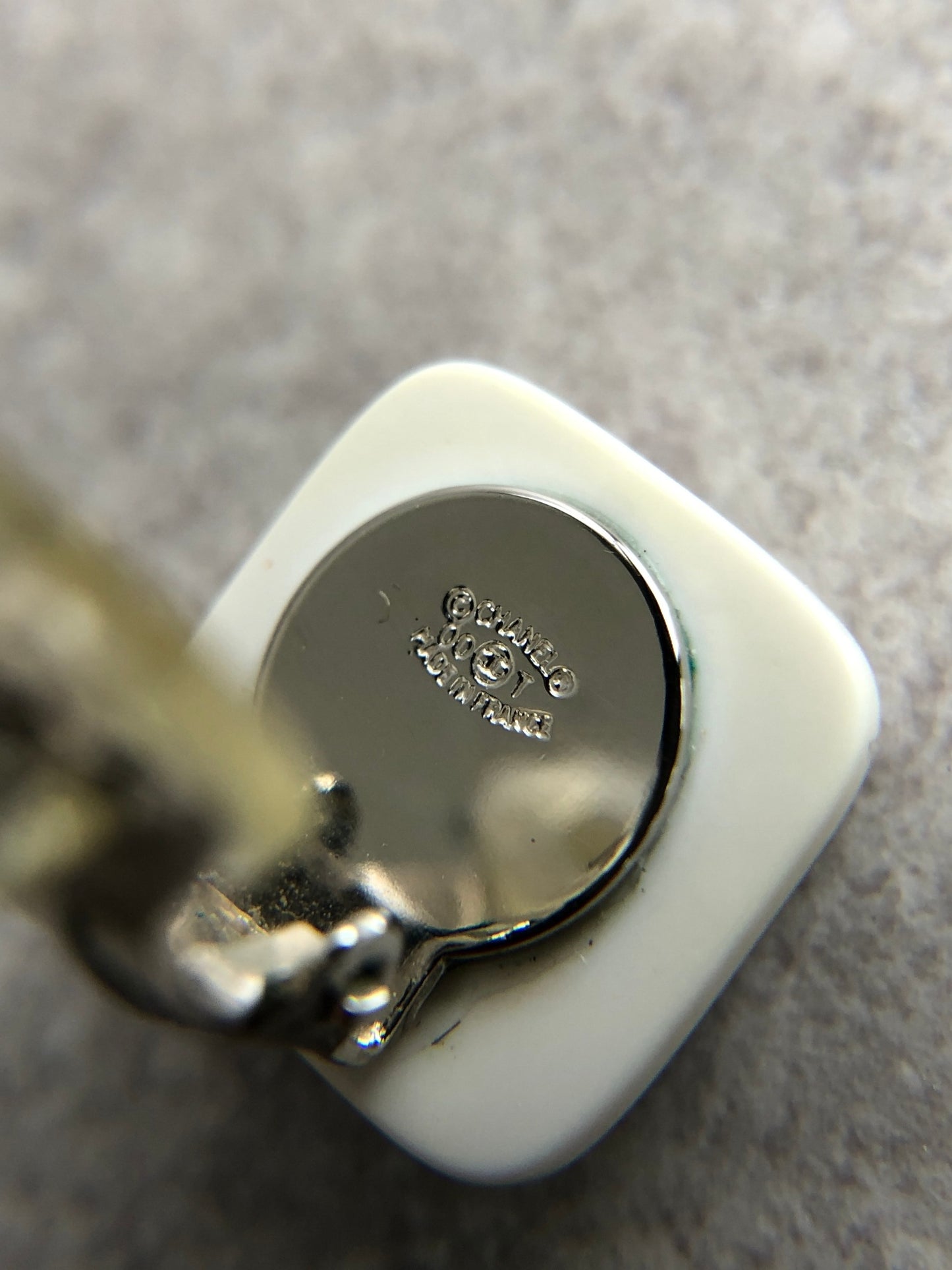 CHANEL Coco Mark Earrings White Vintage pfkb7h