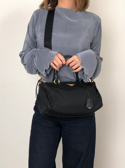 PRADA Logo Two-way Boston bag Shoulder bag Black Vintage 76zjdy