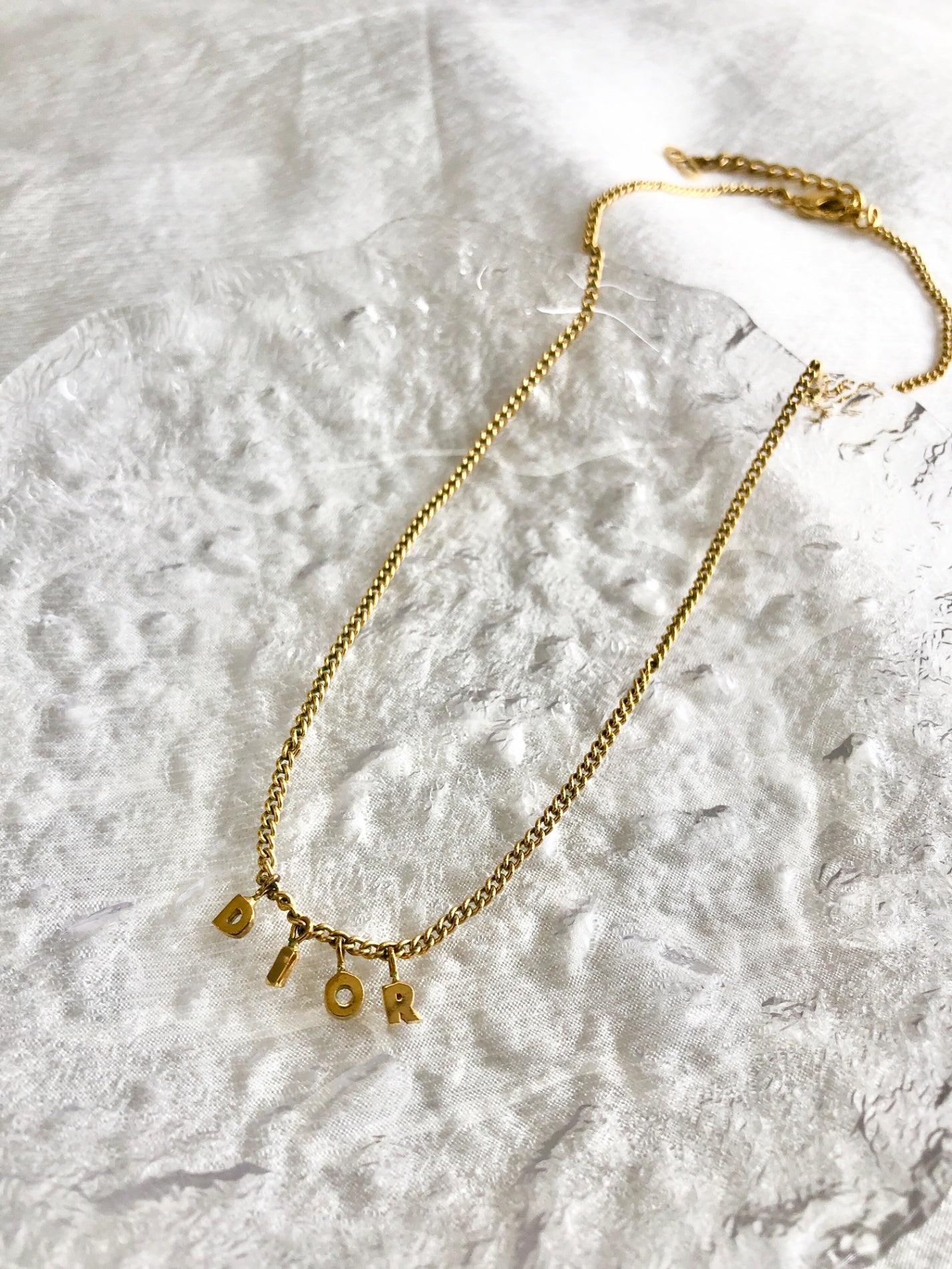 Christian Dior Logo Charm Necklace Gold Vintage 67xyih