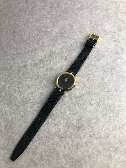 GUCCI Logo Quartz Watch Black Vintage b2b3v5