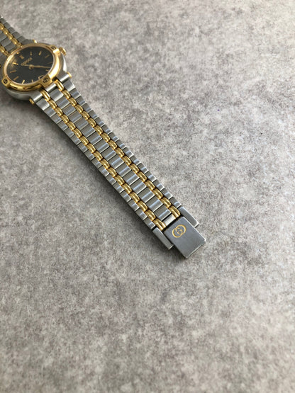 GUCCI Logo Quartz Watch Silver×Gold 9000L Vintage nv7cwc