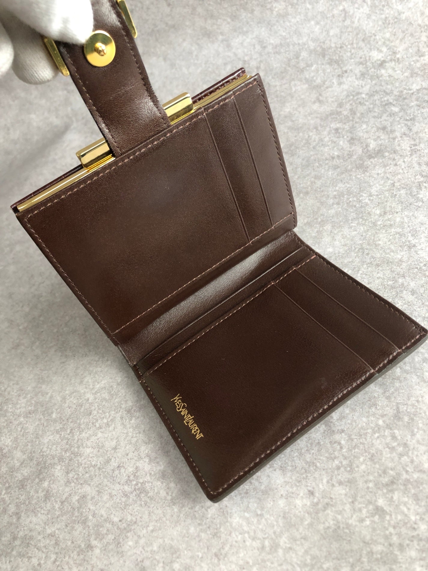 Yves Saint Laurent Logo Metal Clasp Folded Wallet Brown Vintage m5y3xv