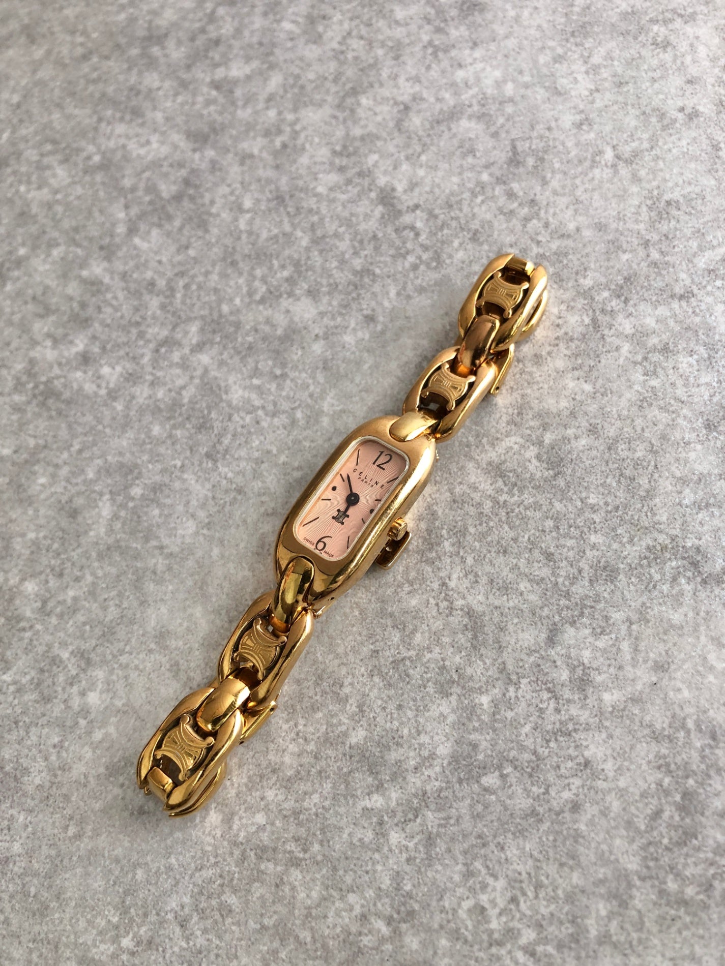 CELINE Triomphe Watch Gold Vintage cc6jz4