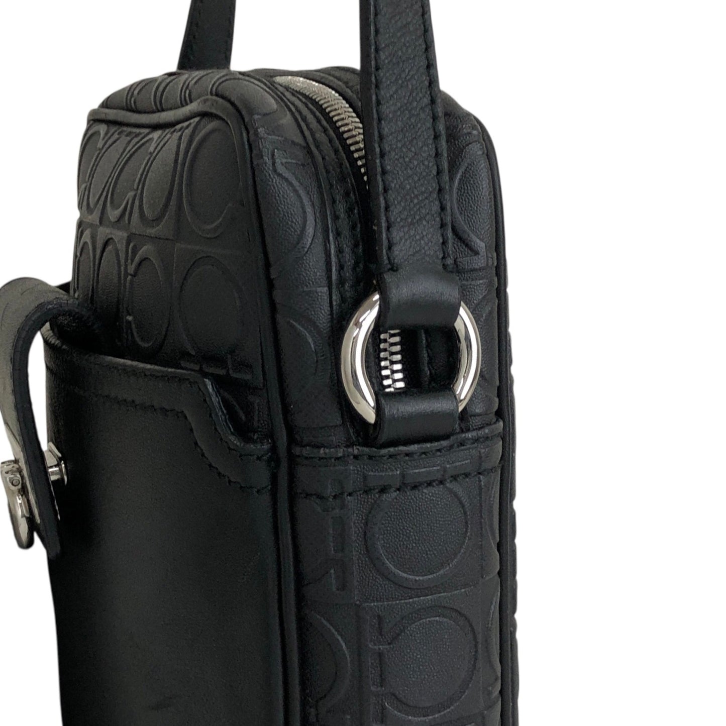 Salvatore Ferragamo Gancini Small Shoulder bag Black Vintage fxkbbr