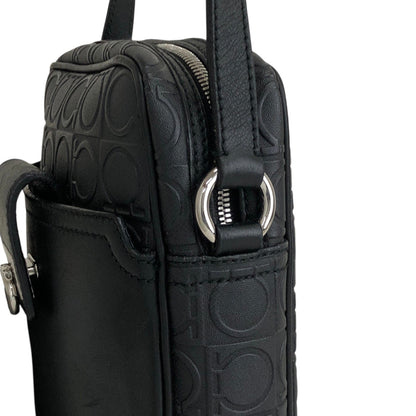 Salvatore Ferragamo Gancini Small Shoulder bag Black Vintage fxkbbr